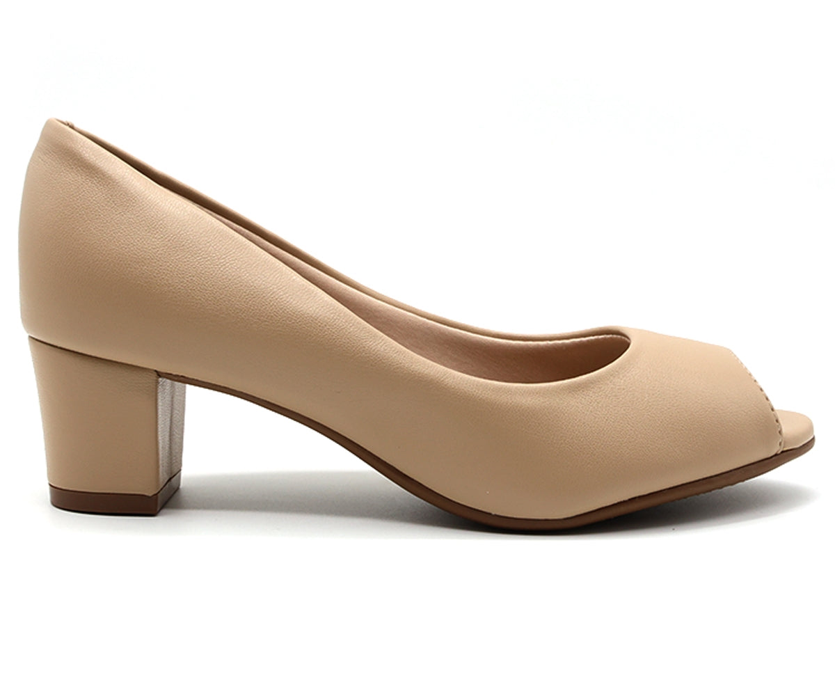 br beige peep-toes