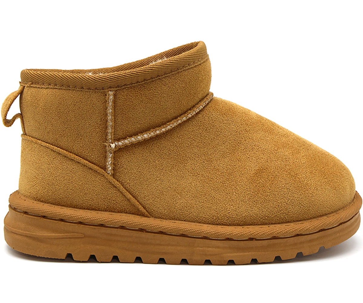 camel fur-lined boot