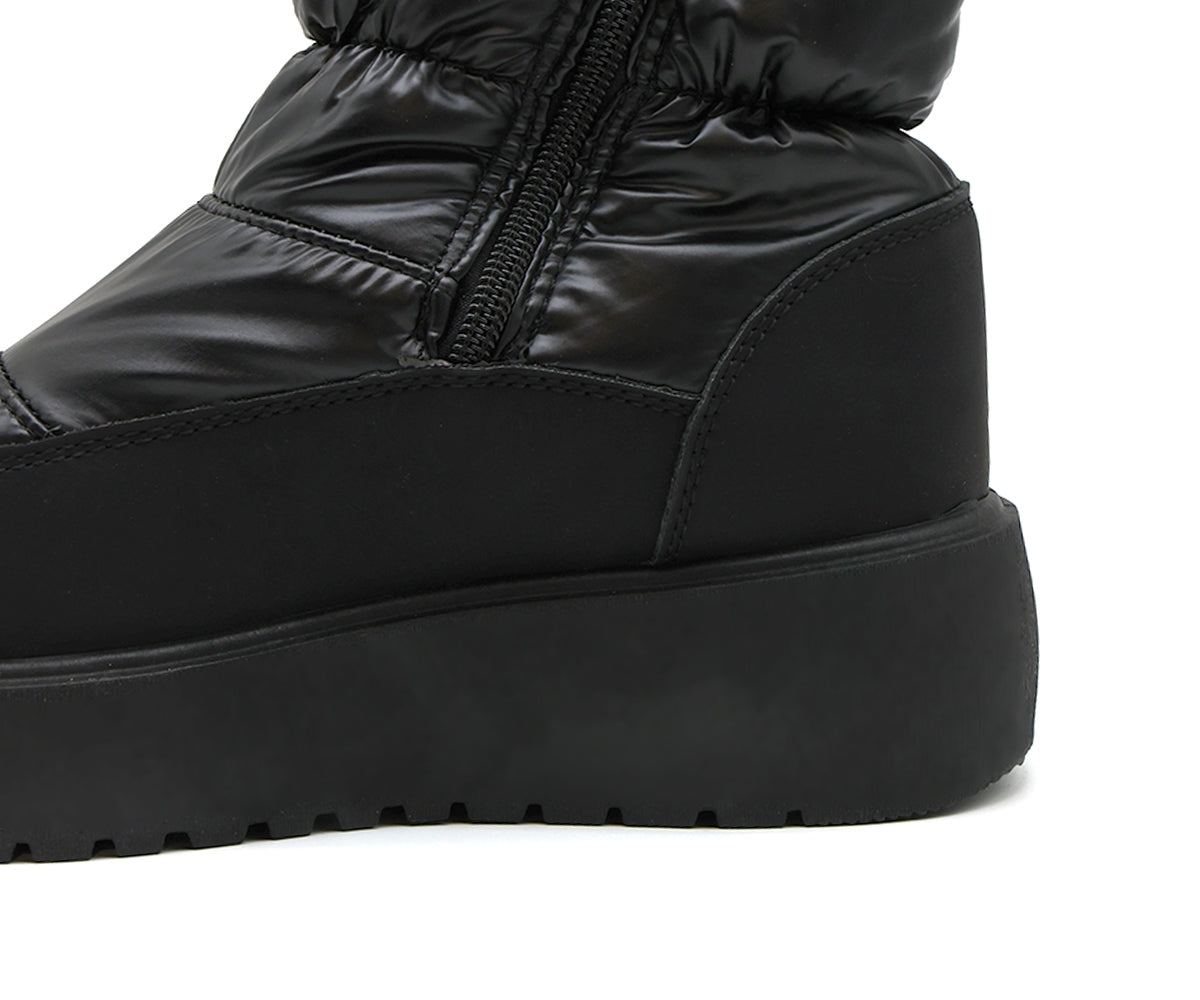 black nylon boot
