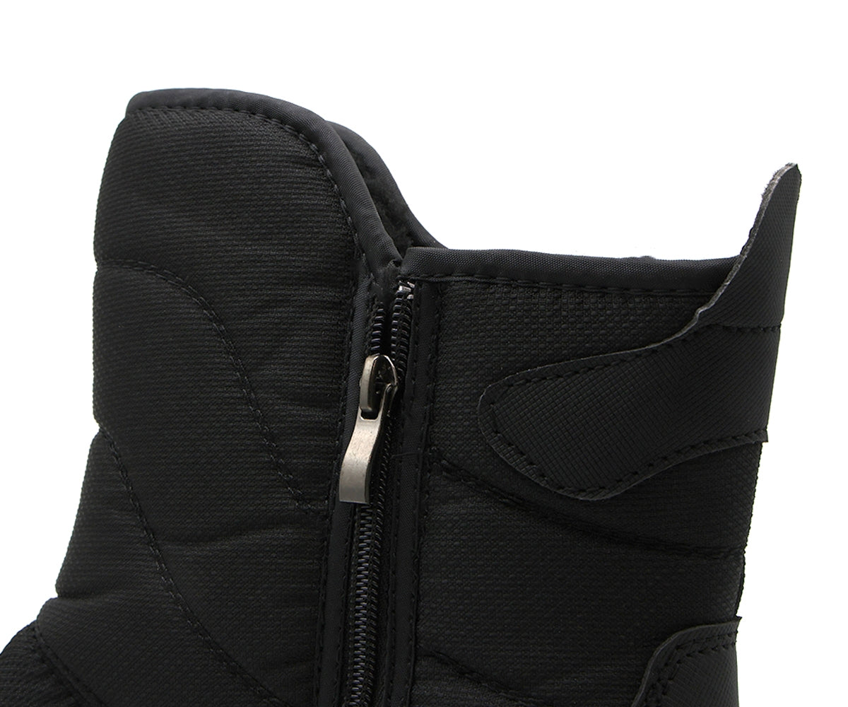 black snowboot