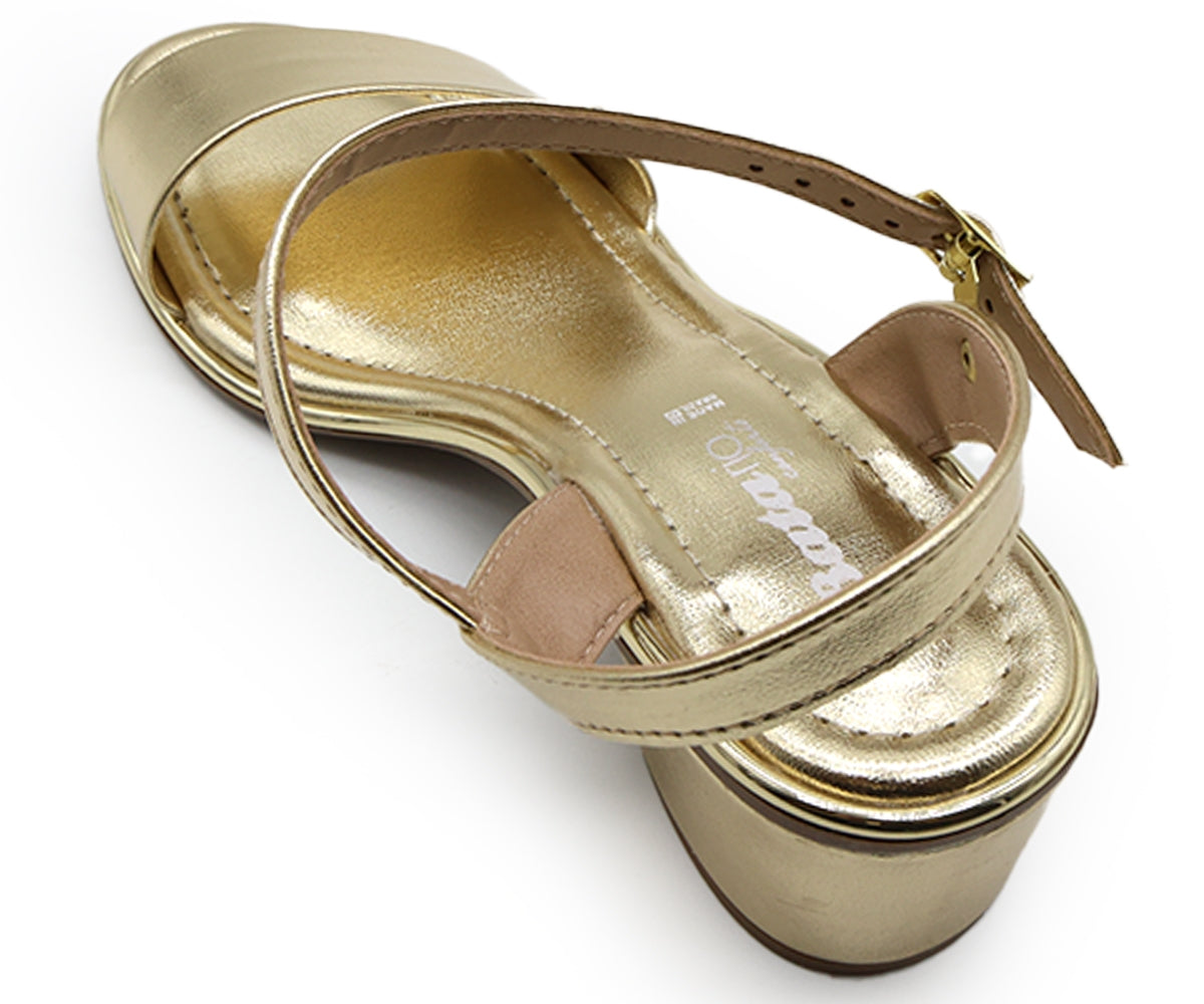 br gold trimmed sandal