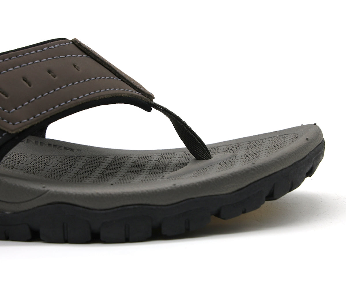 weinbrenner brown thong slides
