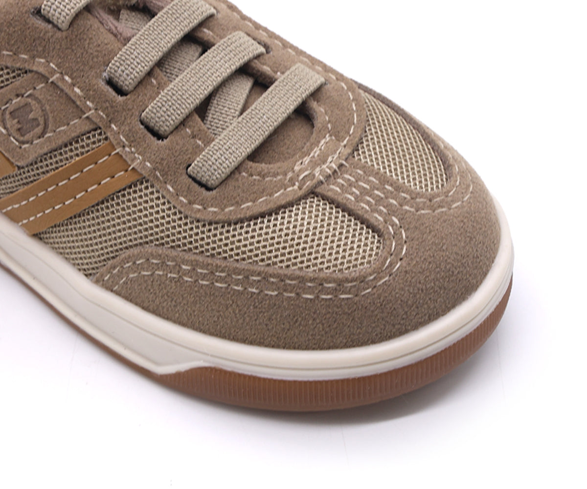 br baby beige sneakers w/ elastic lace