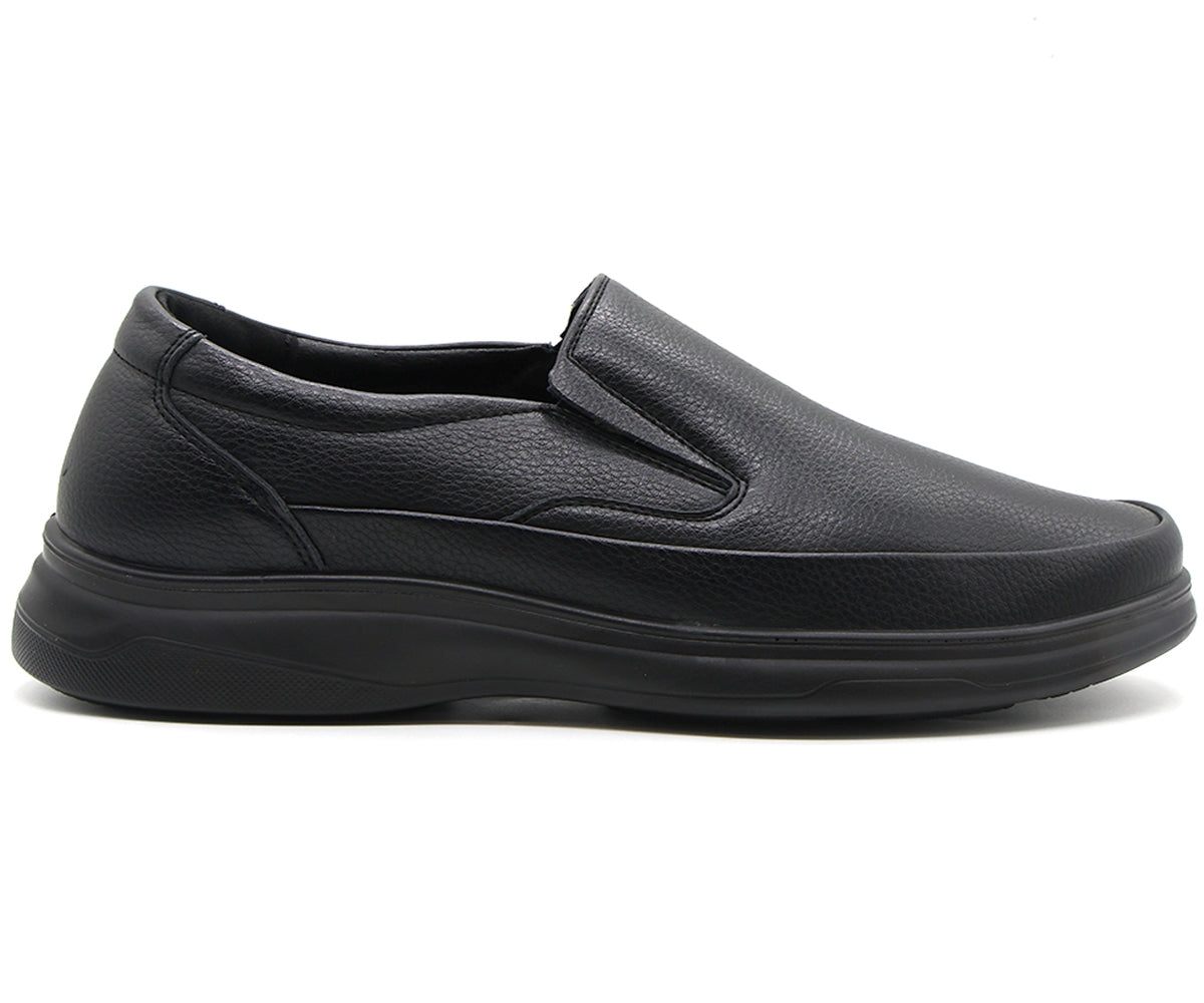 lightweight all black loafer