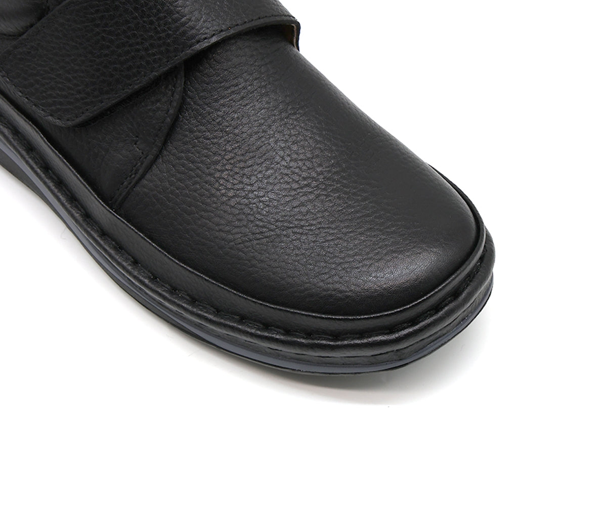 b premium black air tech velcro walkers