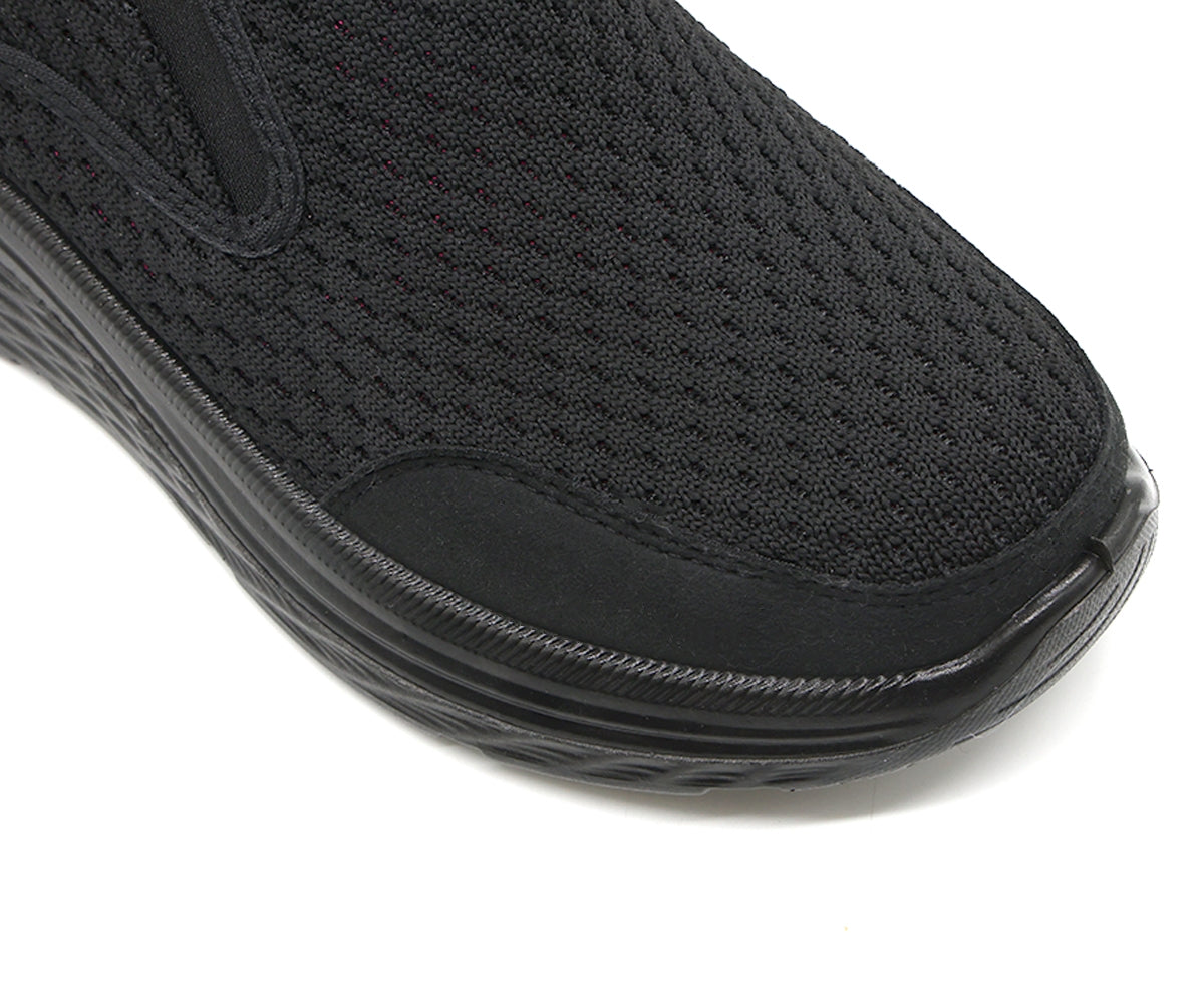 black mesh walking shoe