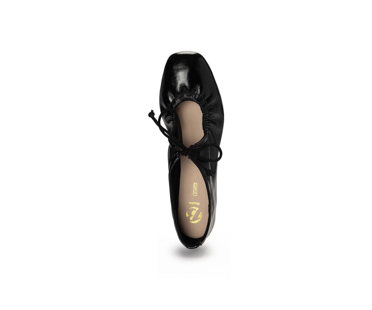 black glossy bow-tie mary jane