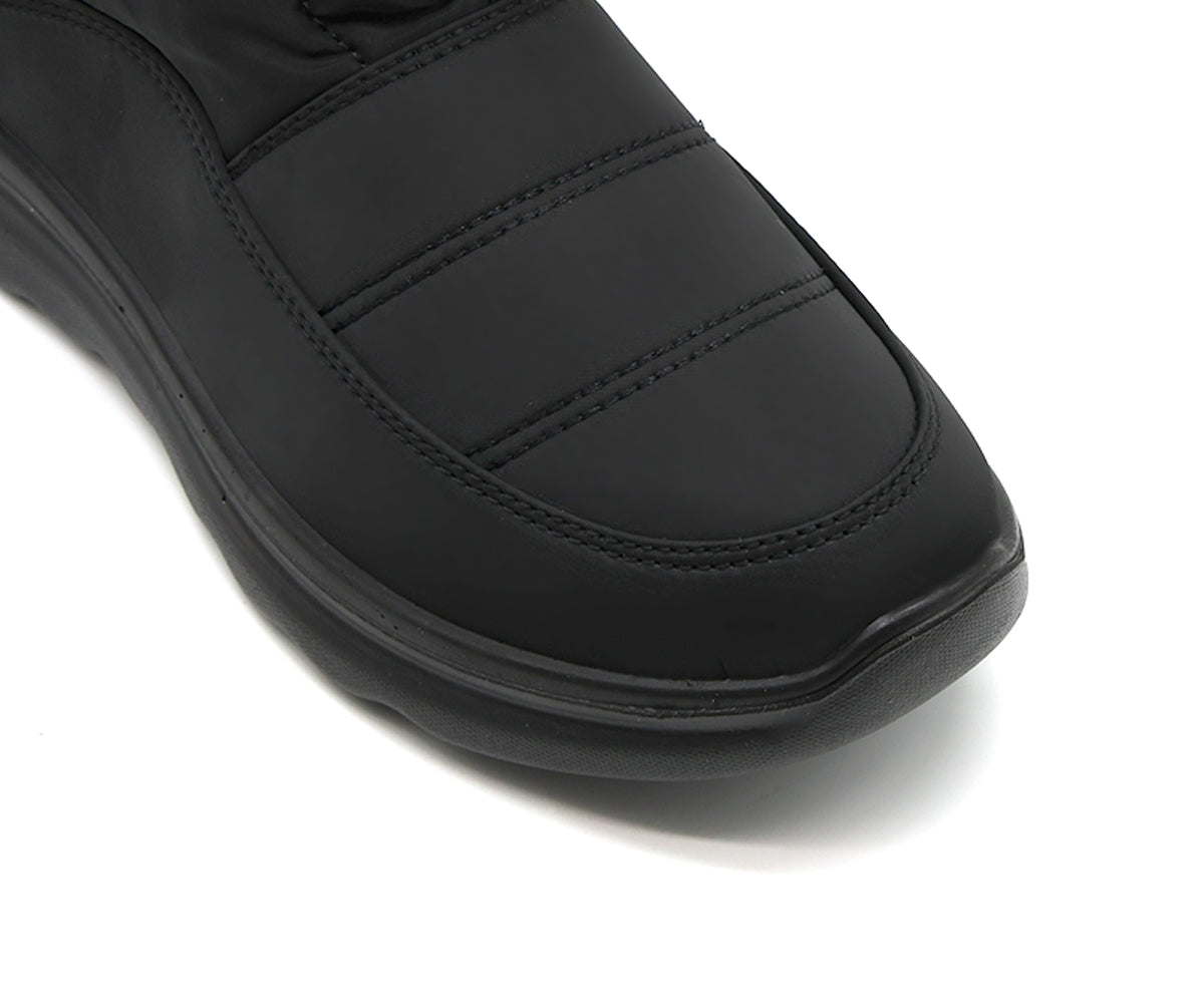 black flexi nylon boot