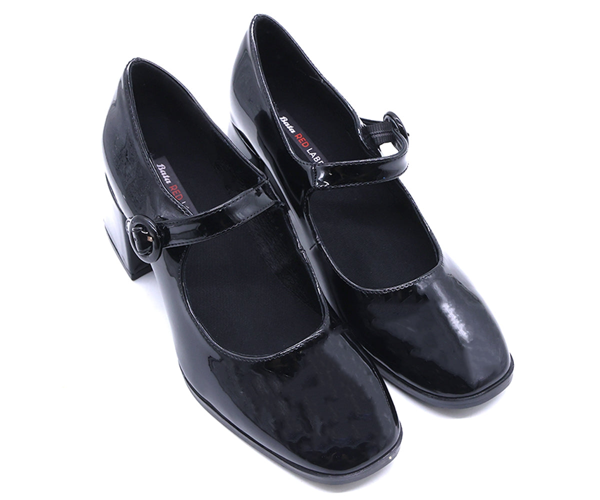 black patent maryjane pump