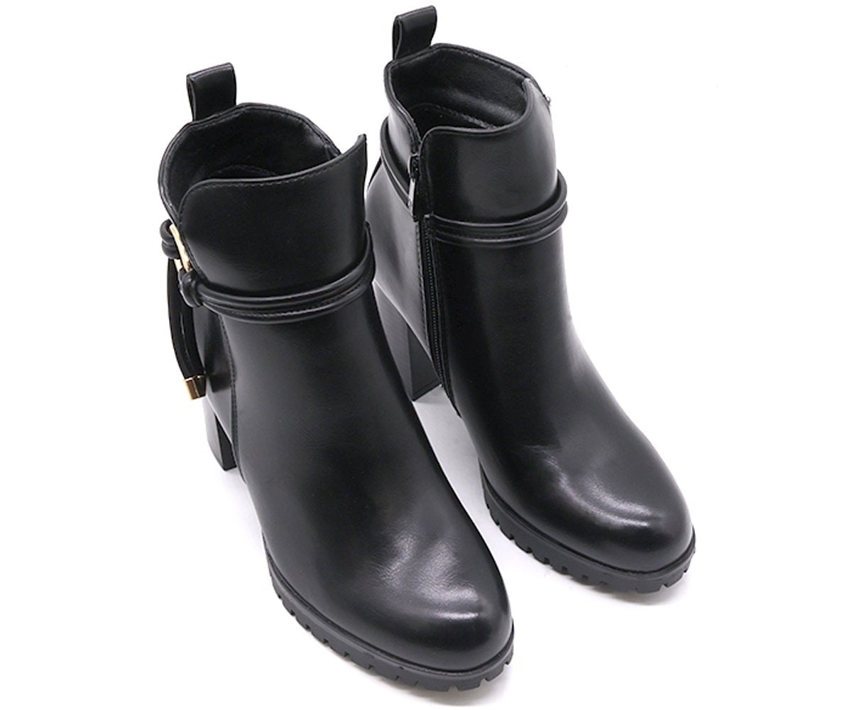high black boots w/ gold ring detail