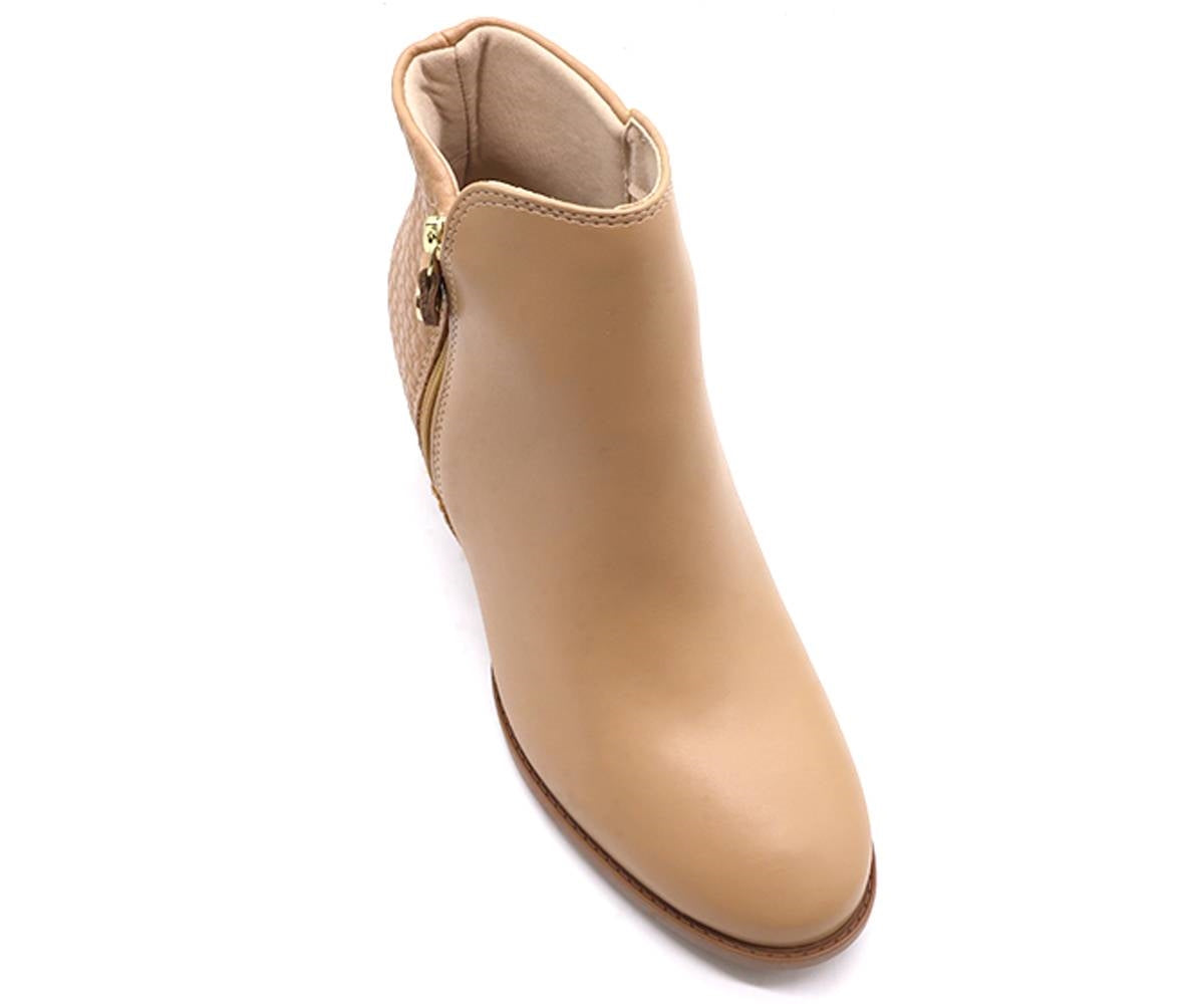 br textured tan ankle boots