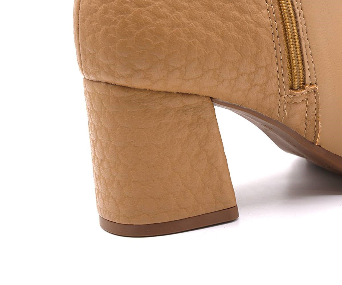 br textured tan ankle boots