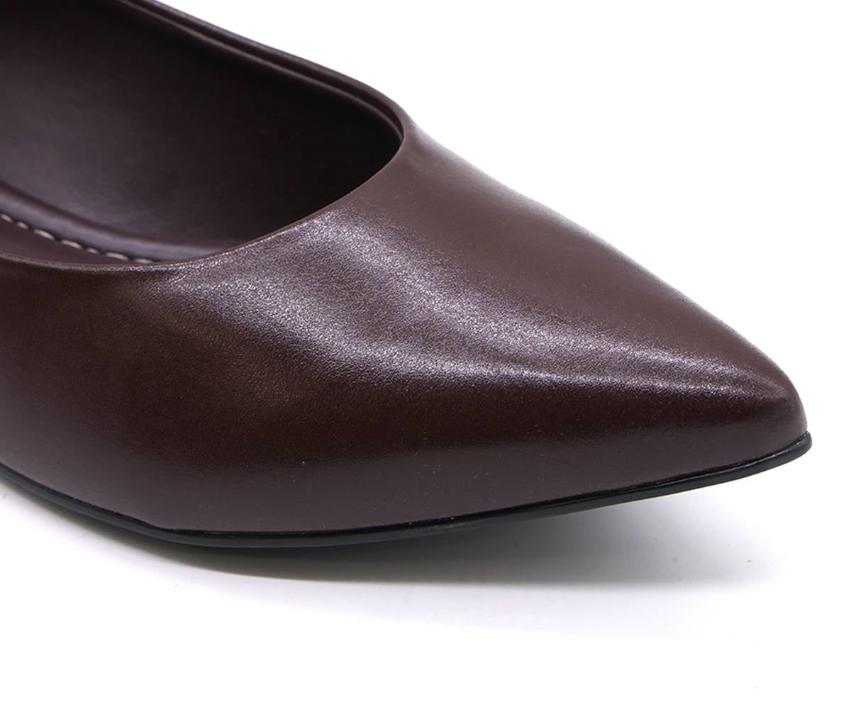 br brown pointy classic ballerina