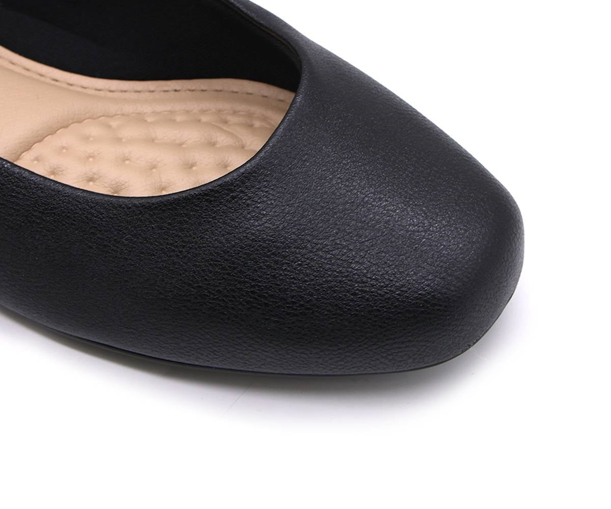 br black soft-step comfort flats