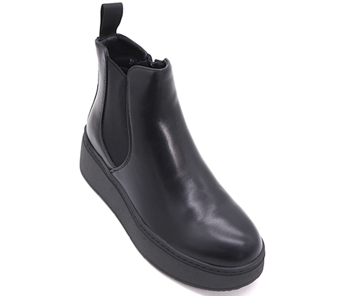 black chunky chelsea boot