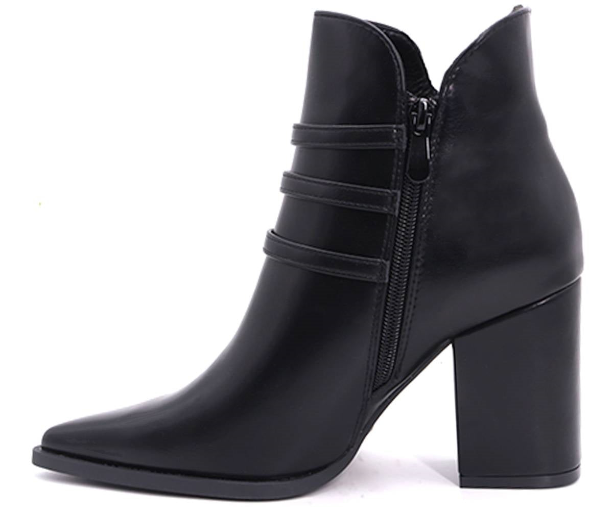 high black pointed buckl boots