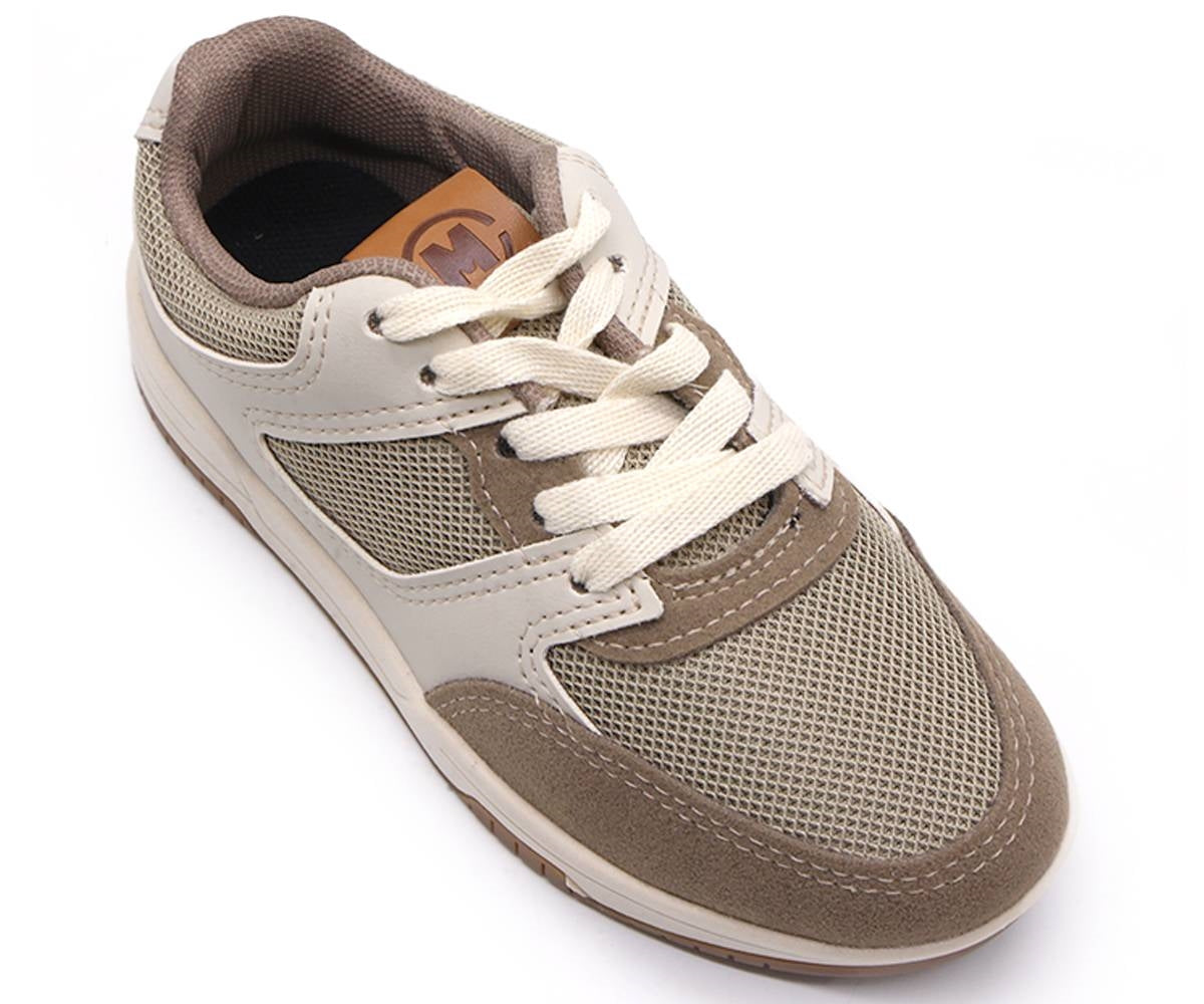 br beige sneakers