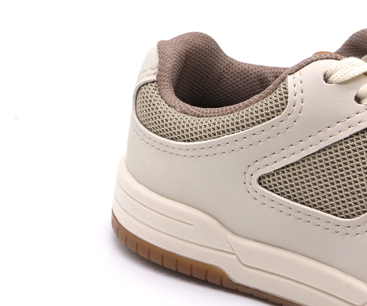 br beige sneakers