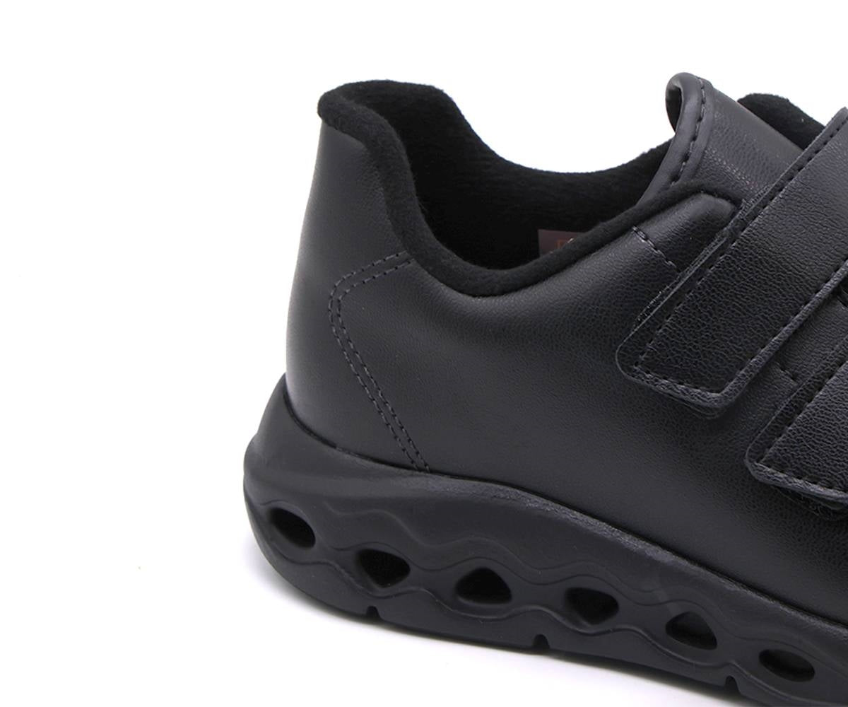 br black easy fit sneaker