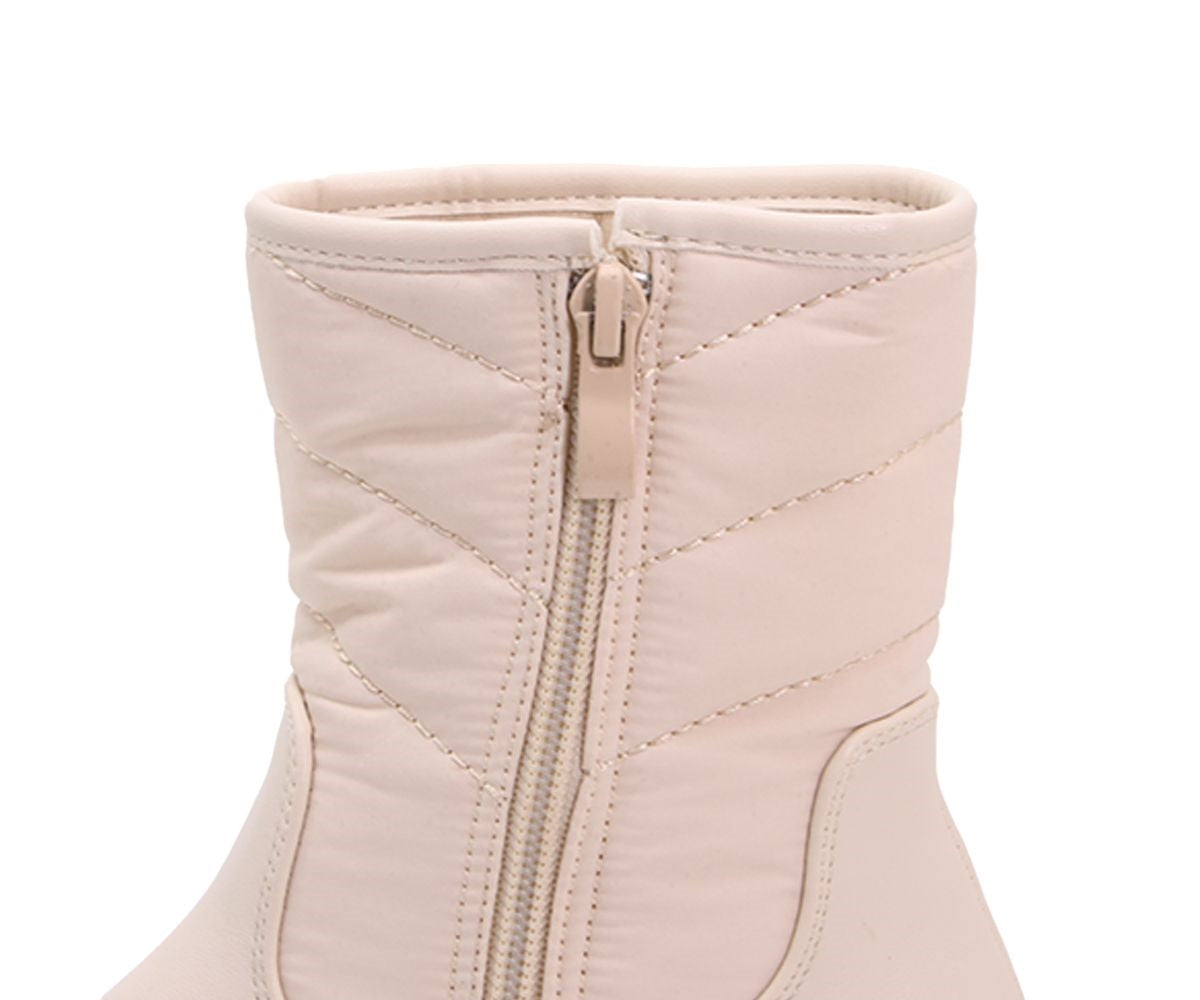 girls cream puffer boot
