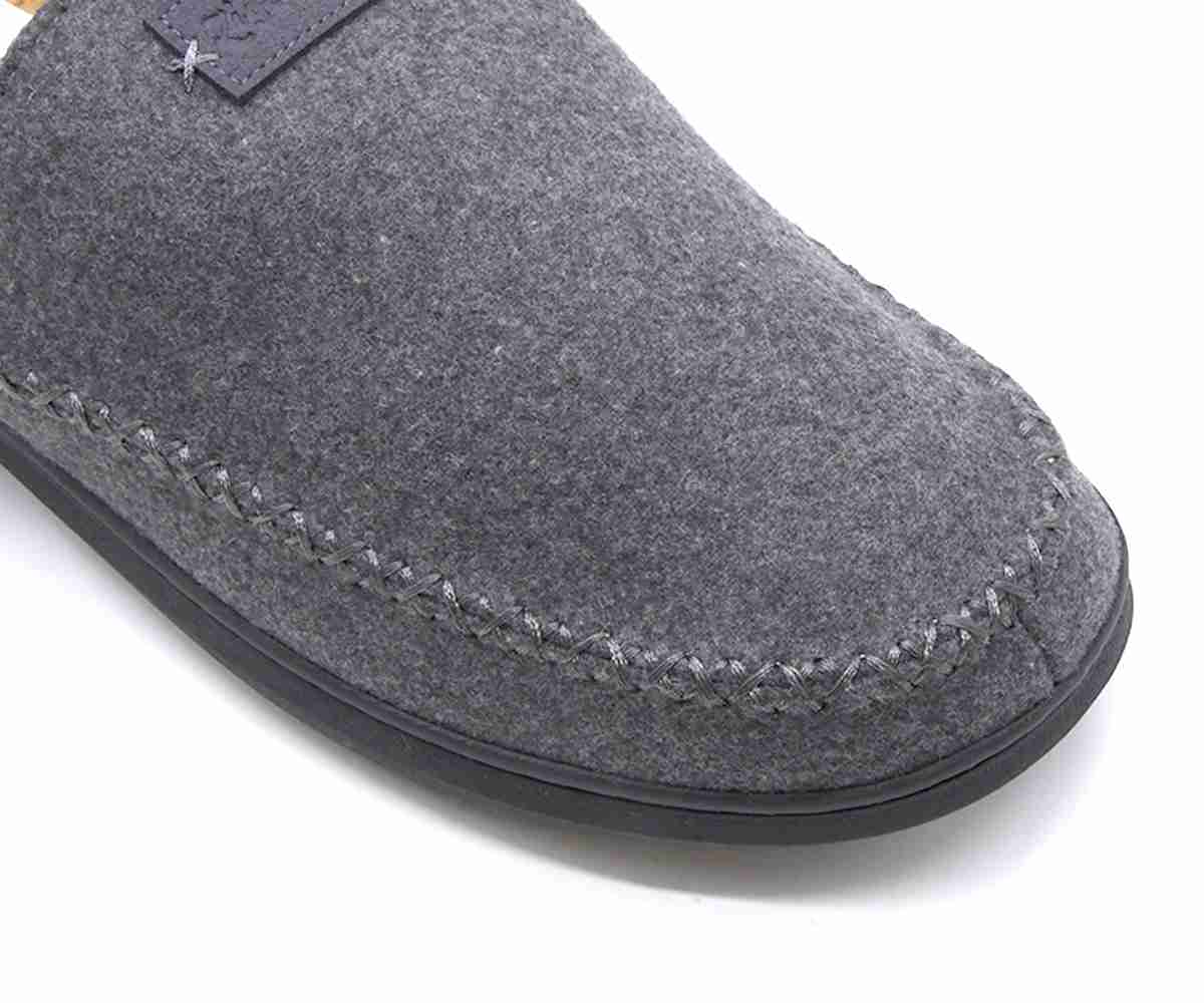 Grey Fleece Slipper