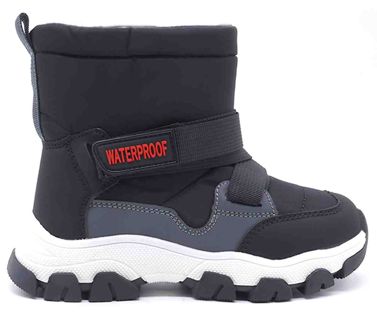 Black Snow Boots