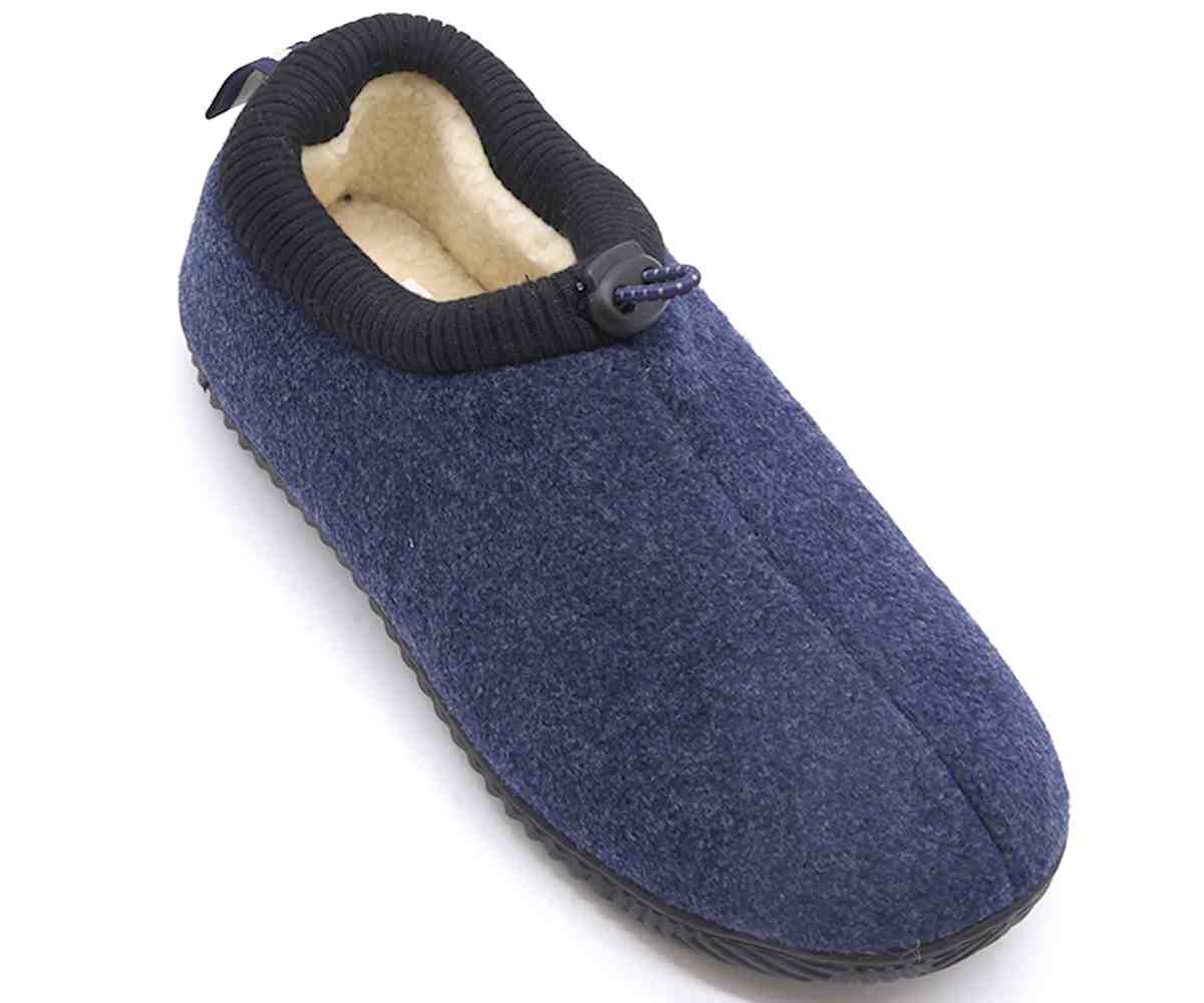 Navy Fleece Closed Slipper