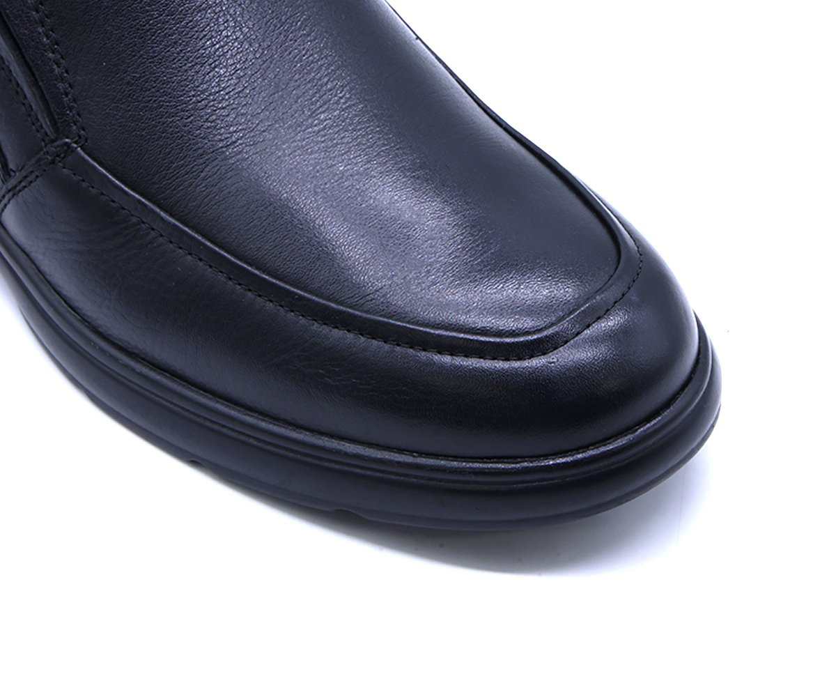 B Premium Gel Black Slip-Ons