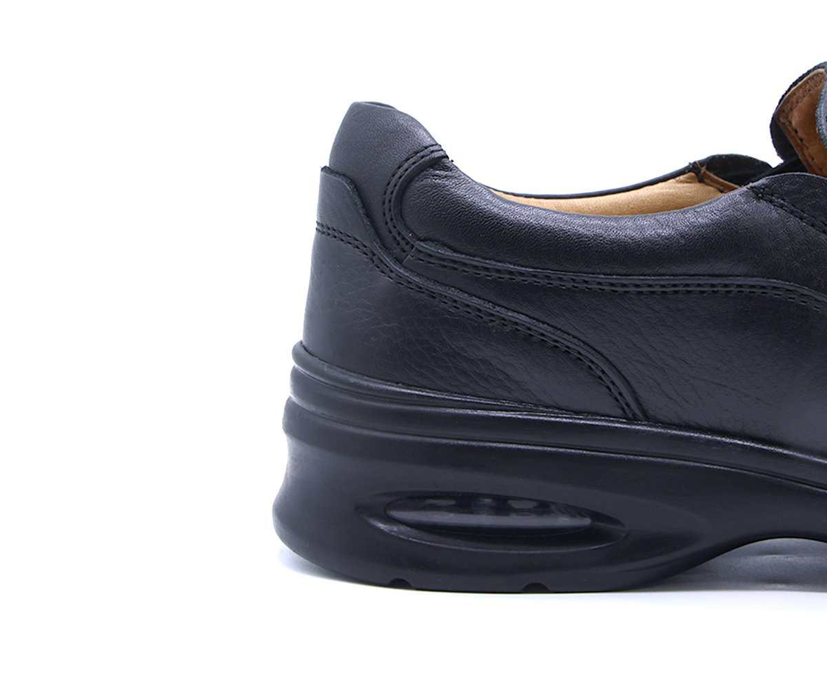 B Premium Gel Black Slip-Ons