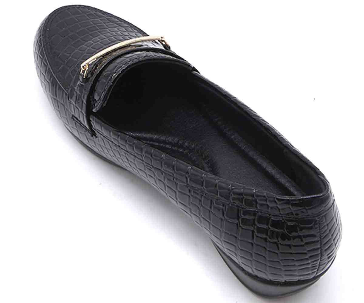 Comfit Black Croc Loafer