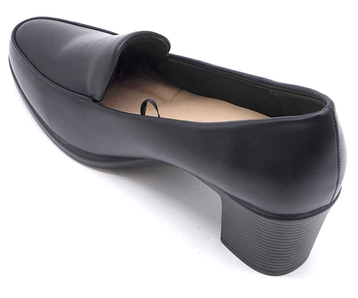 Comfit Black Vamp Pump