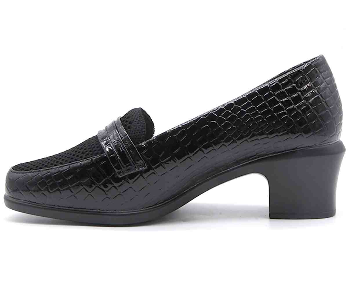 Black Croc Comfort Pump
