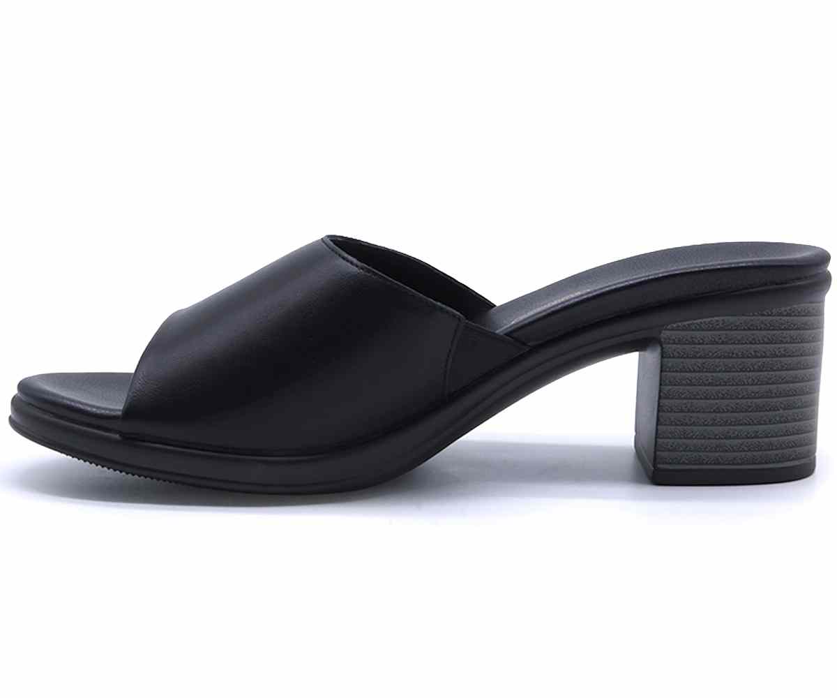 Comfit Black Block Mules