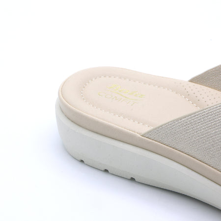 Comfit Gold Textured Buckled Slides