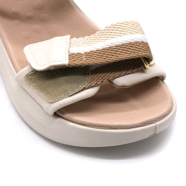 BR Airwalk Cream Chunky Sandal