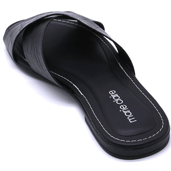 Marie Claire Black Crossover Slides