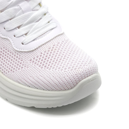 White Chunky-Knit Platform Sneaker in White – close-up of the toe