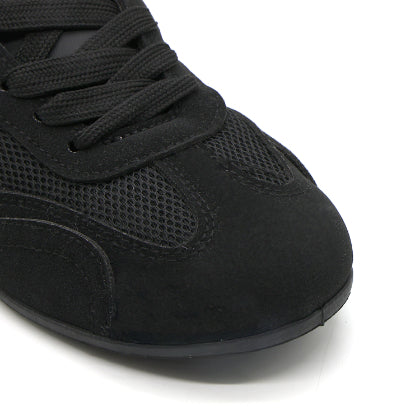 Black Retro Court Sneaker in Black – close-up of the toe