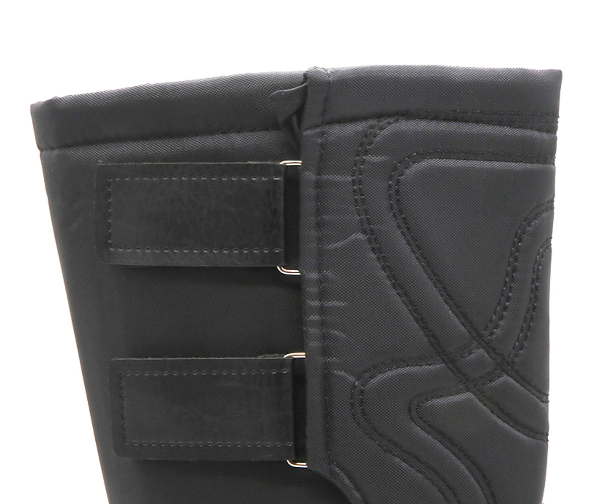 black snowboot