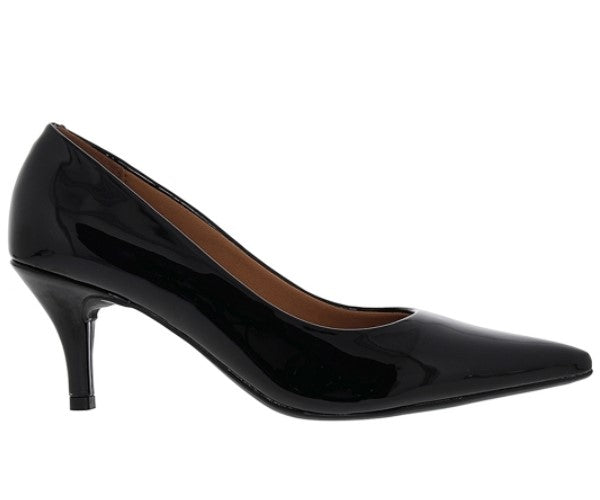 mid-heel patent black pointed-toe pumps