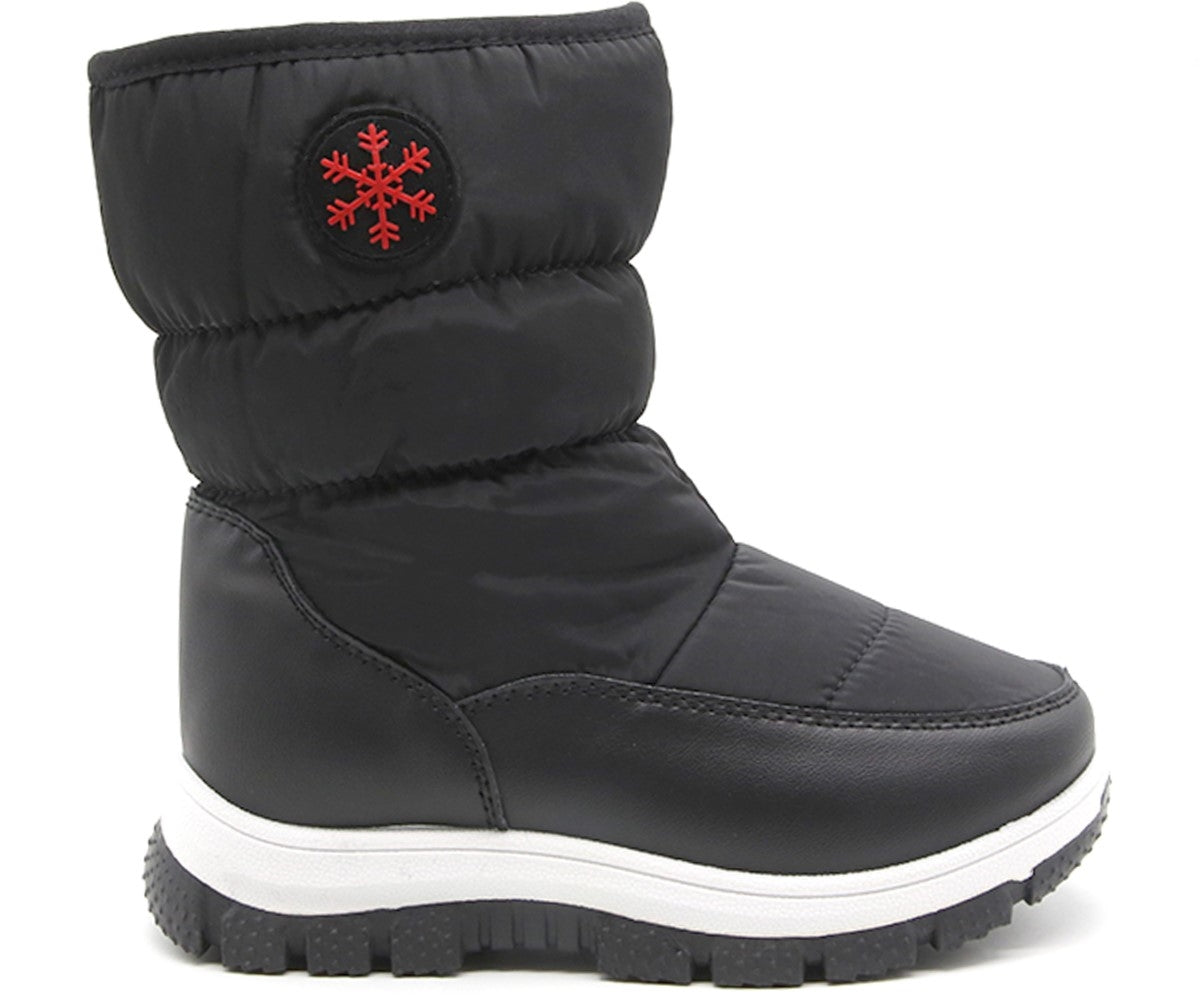 black contrast snow boot