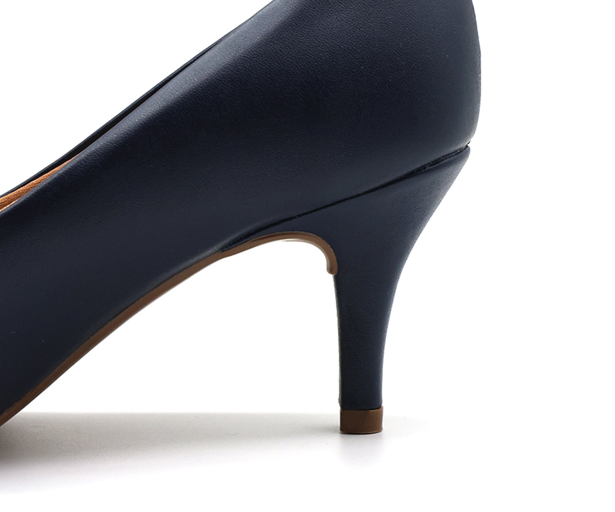 br classic low navy stilettos