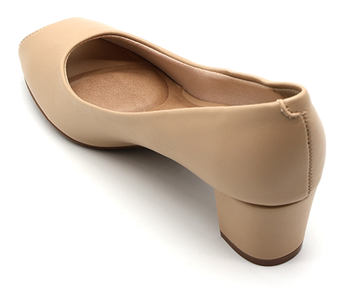 br beige peep-toes