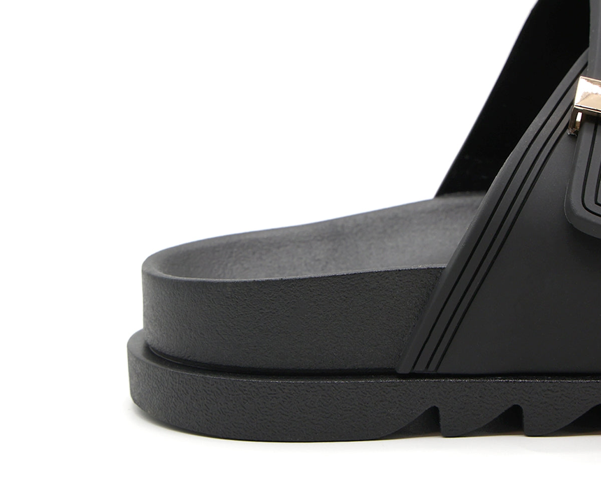 black dbl buckled pool slides