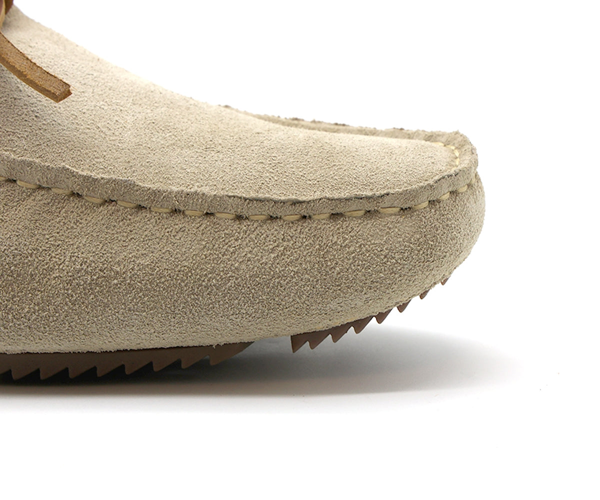 b premium beige moccasins