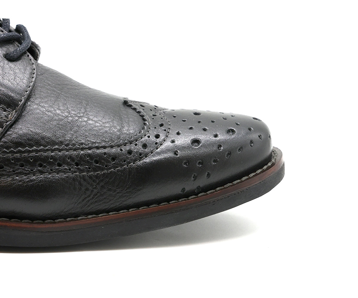b premium black brogues