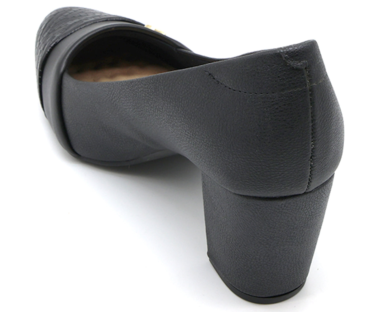 br comfy black layered pumps