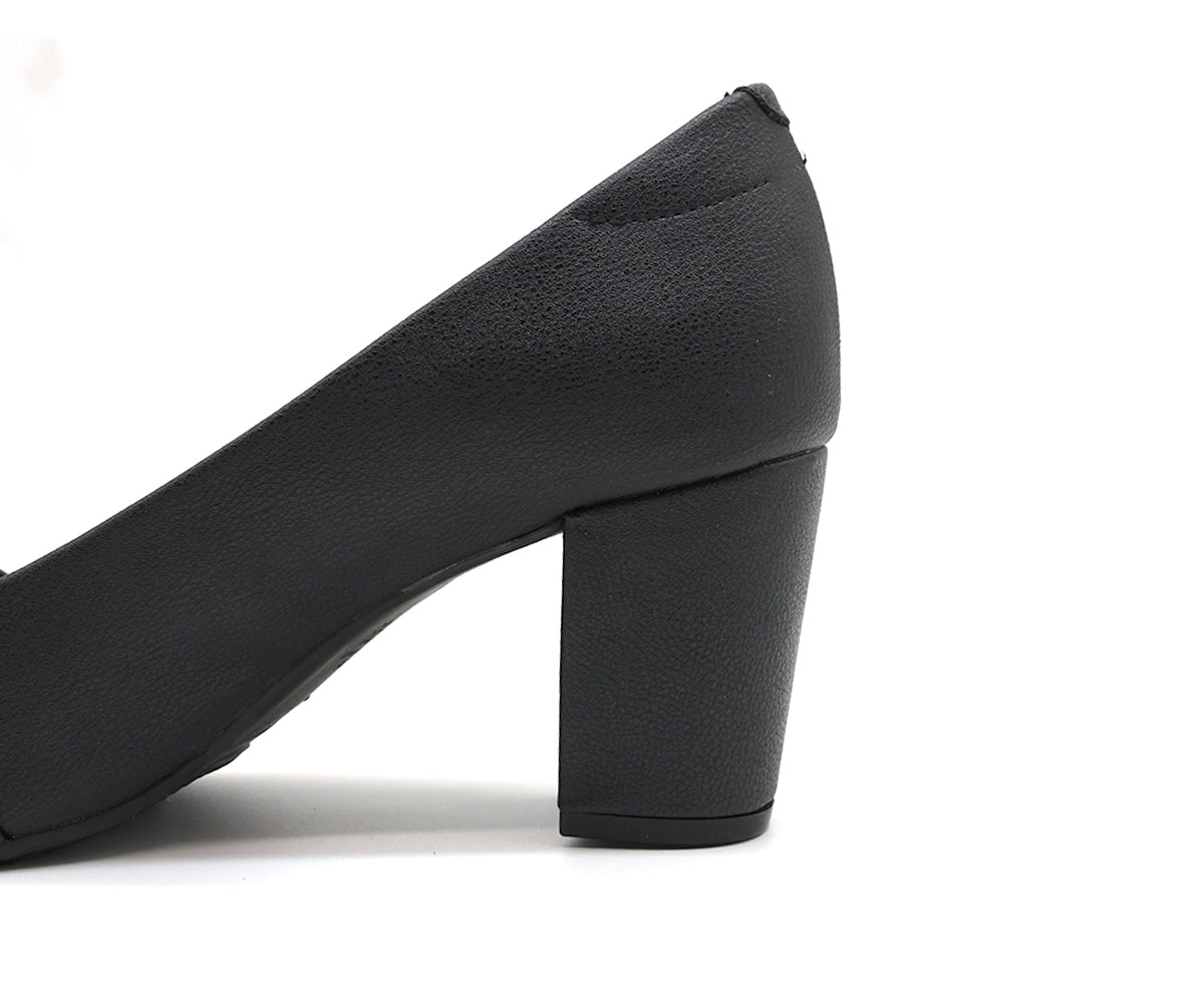 br comfy black layered pumps