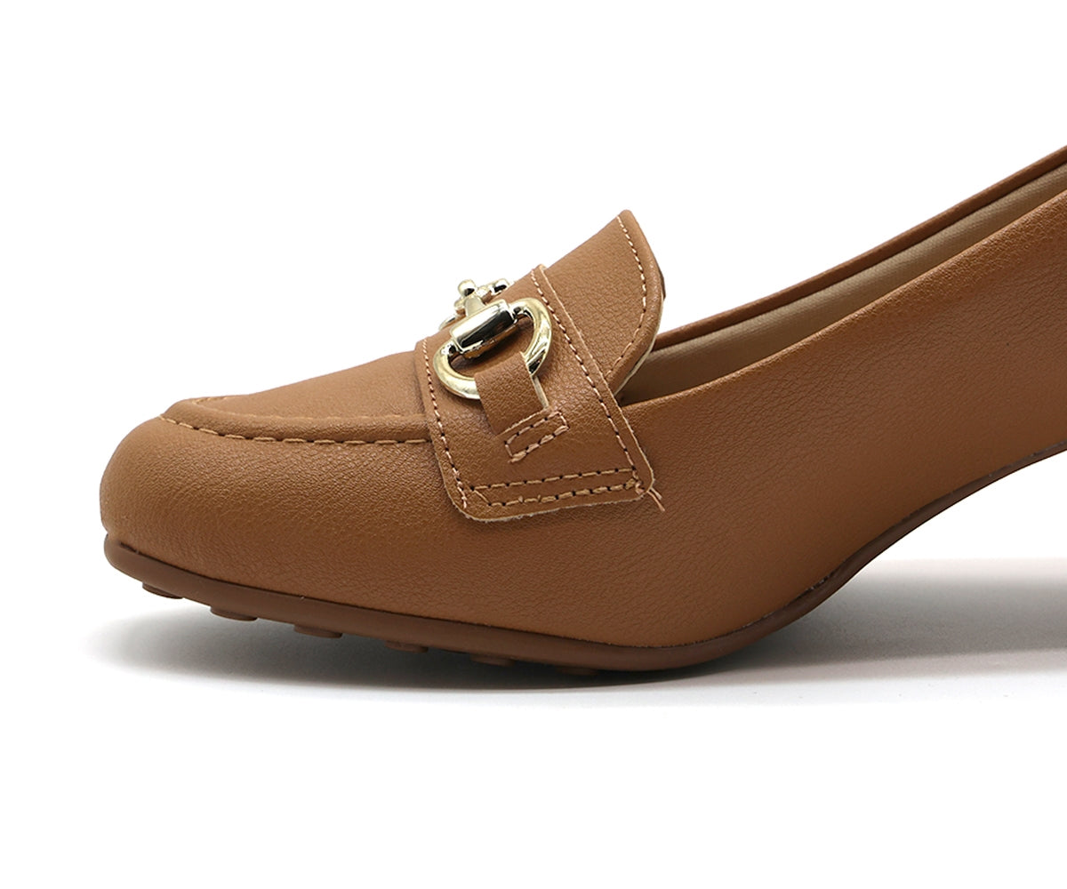 br comfy camel penny pumps