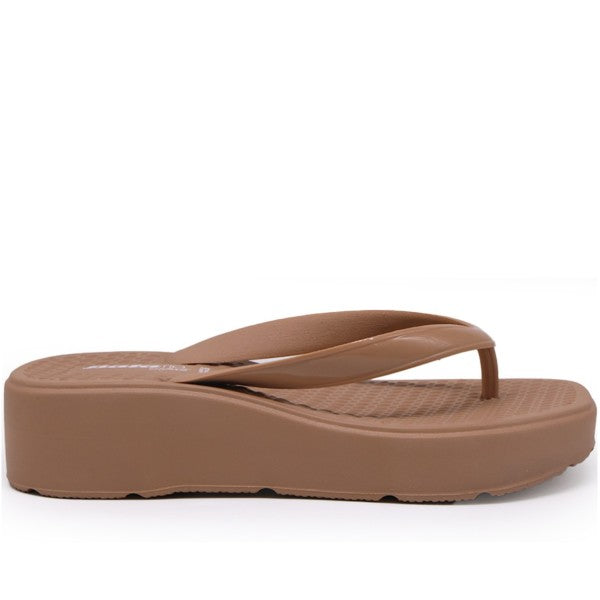 br wedge camel thong slides